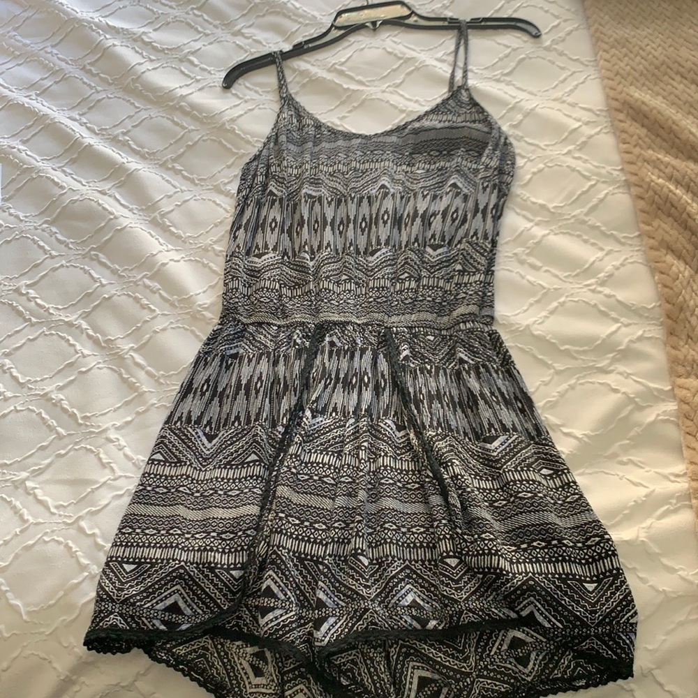 Tank top romper with blue/black design size S.